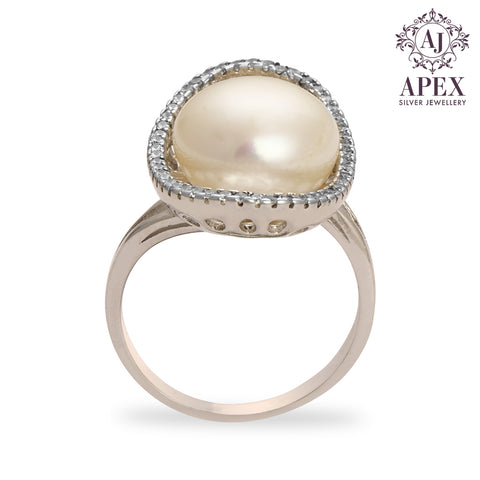 Silver Ladies Ring