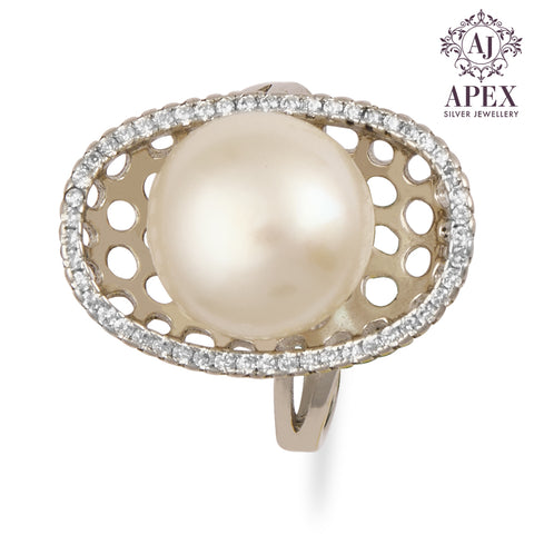 Silver Ladies Ring