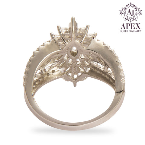 Silver Ladies Ring